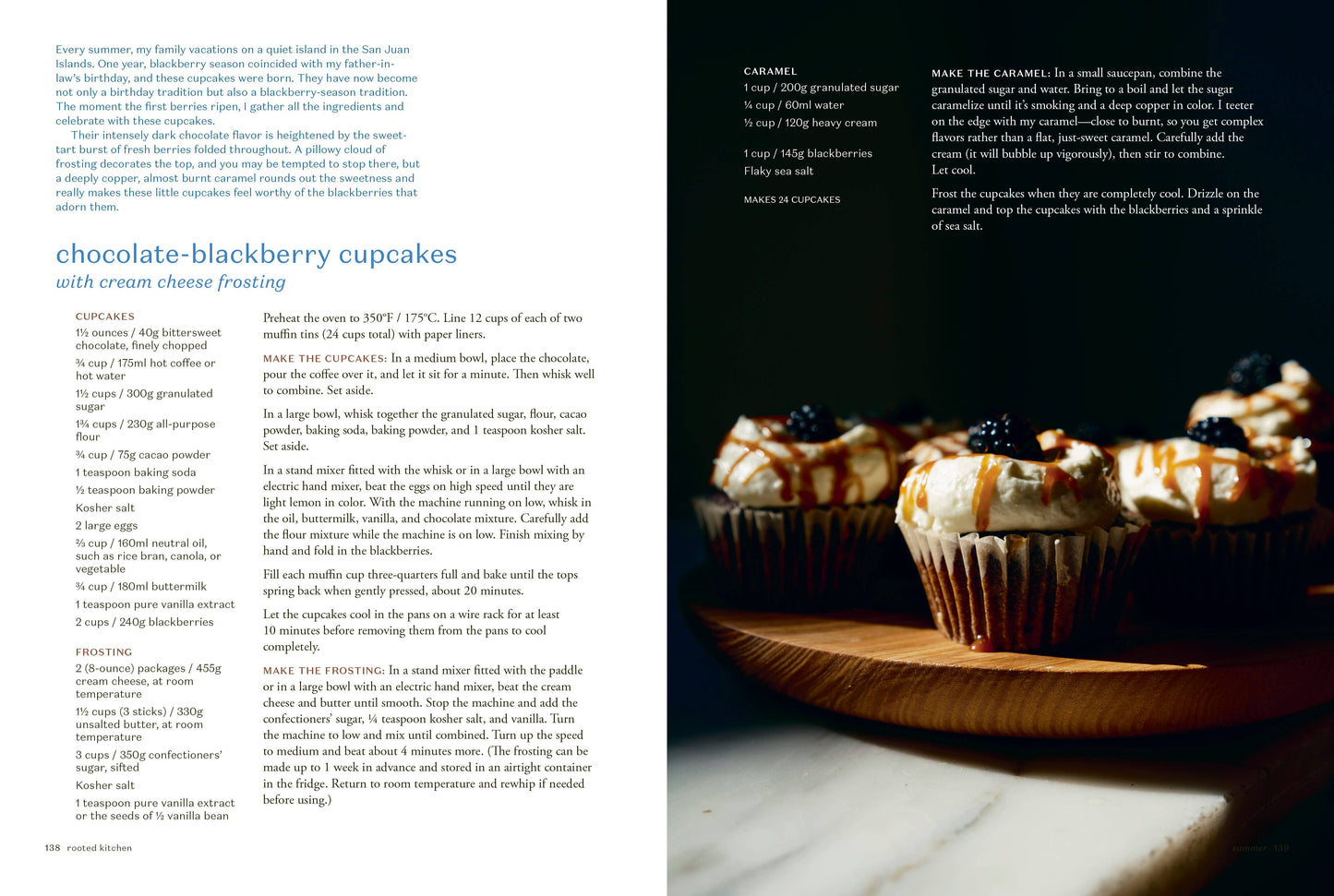 Chocolate-blackberry cupcakes with cream cheese frosting on a wooden board, accompanied by a recipe text.