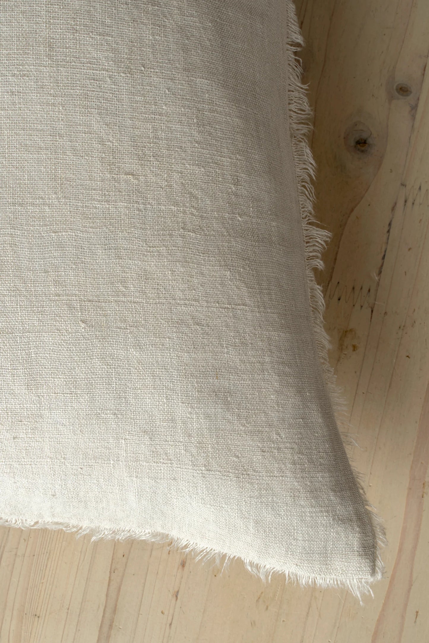 Glacier Lina Linen Pillow