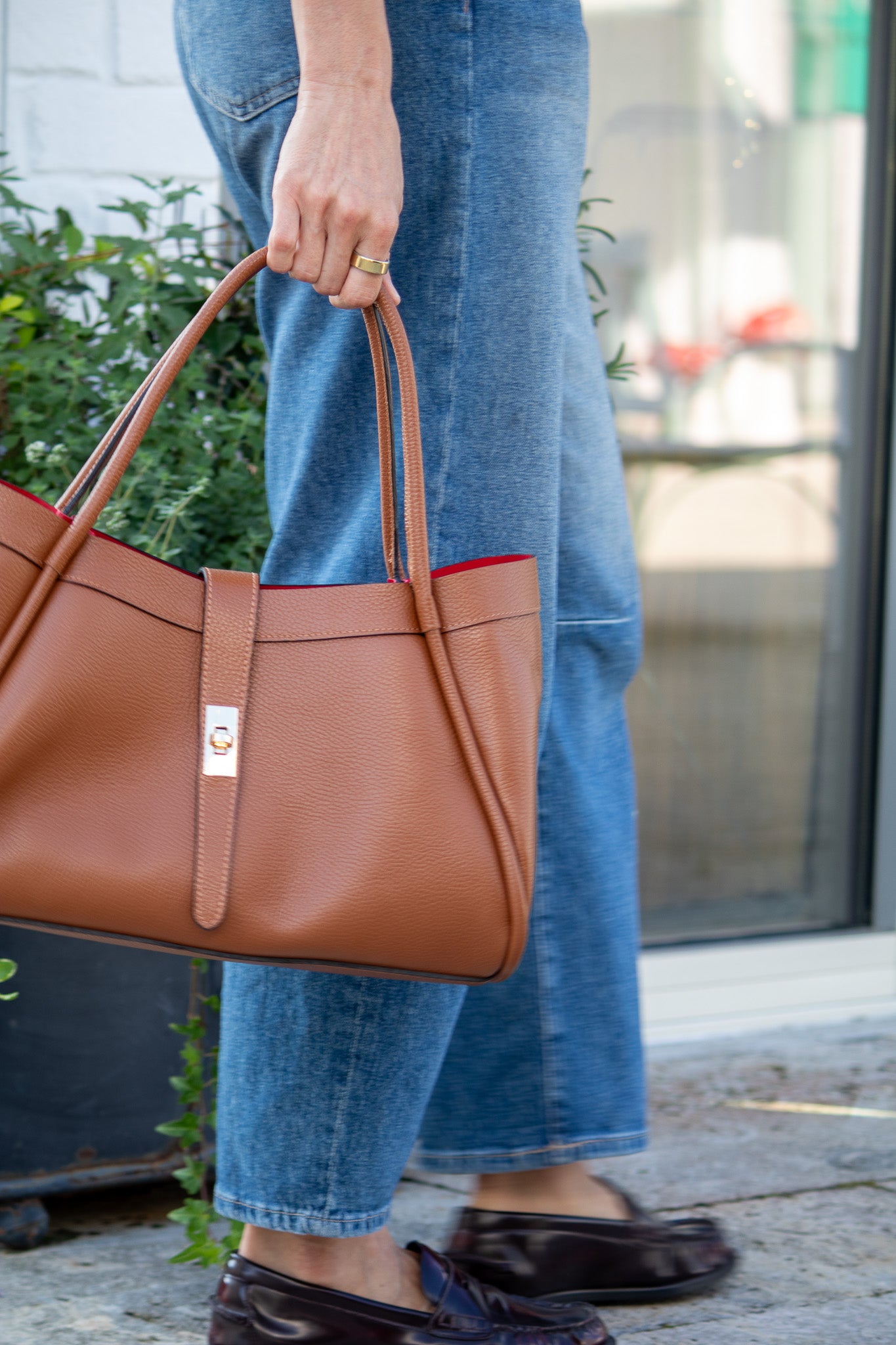 The Chestnut Lock Tote