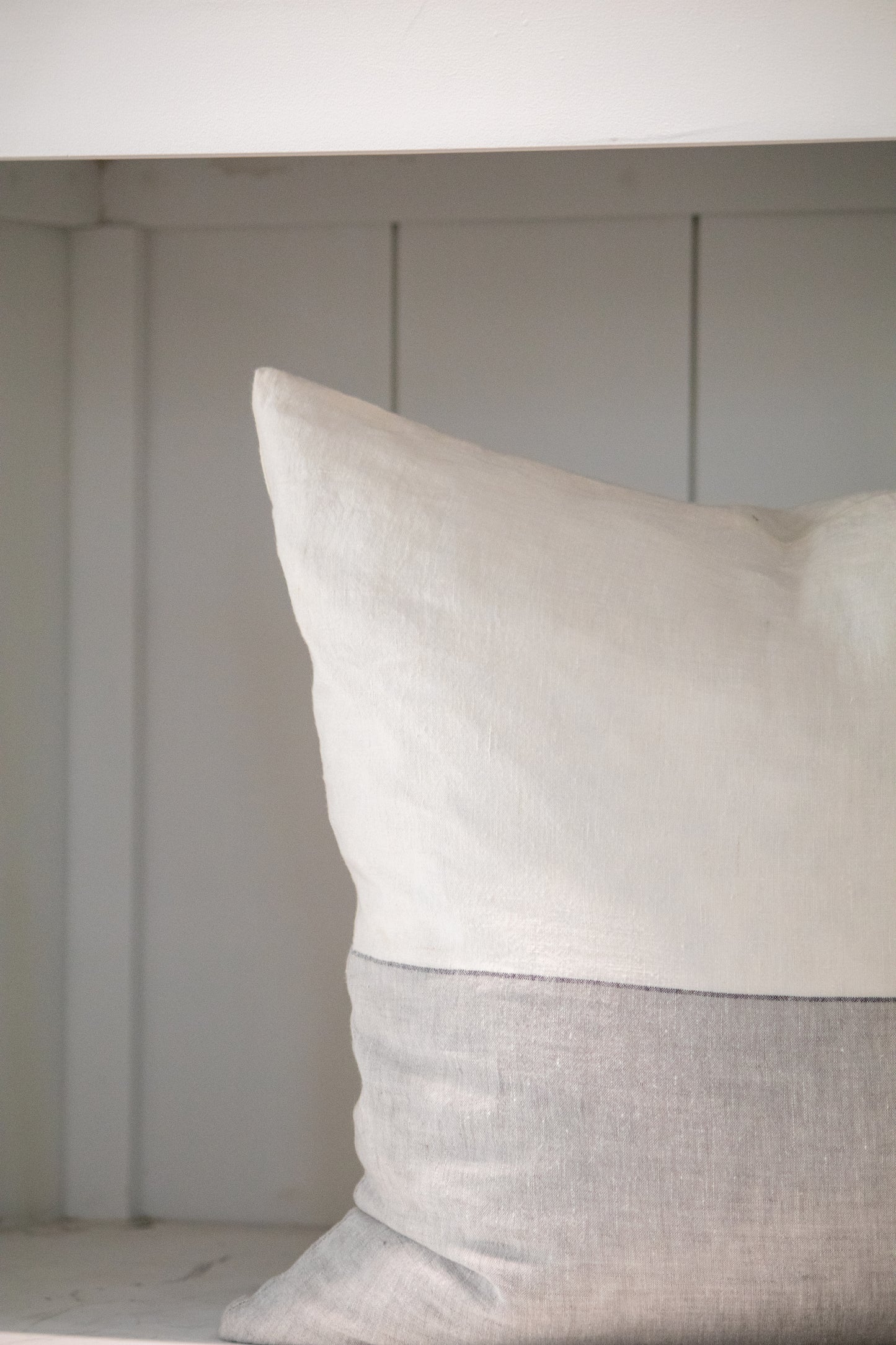 Astrid Linen Pillow