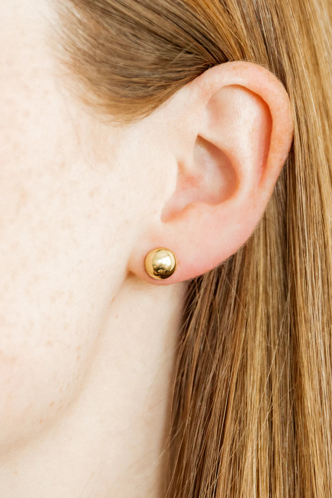 Vanessa Gold Screwback Stud Earrings