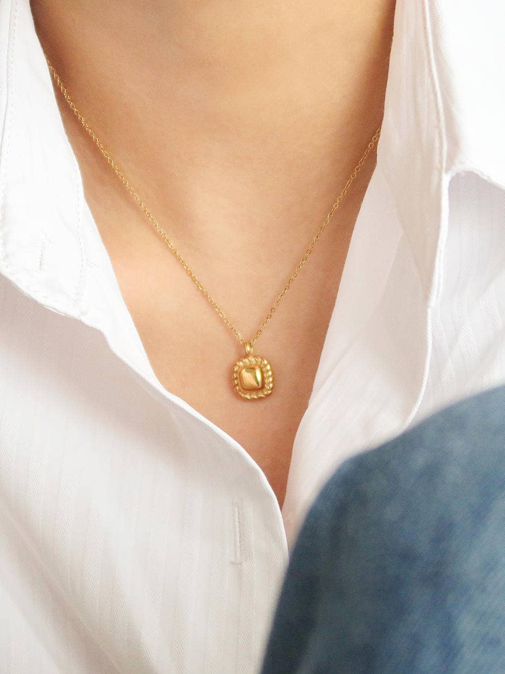 The Orla Gold Square Pendant Necklace
