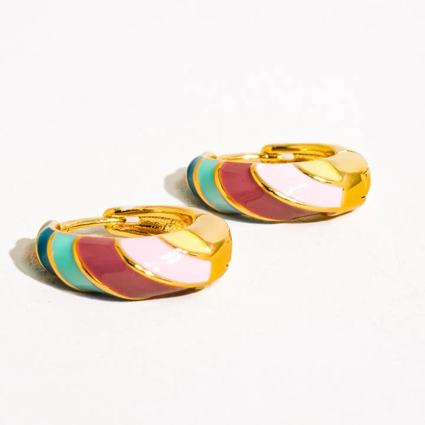 Taffy Hoops