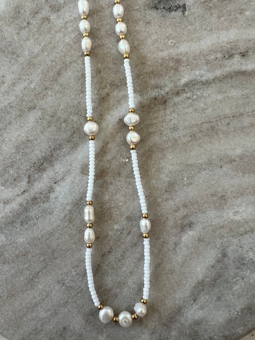 Dainty Pearl Necklace