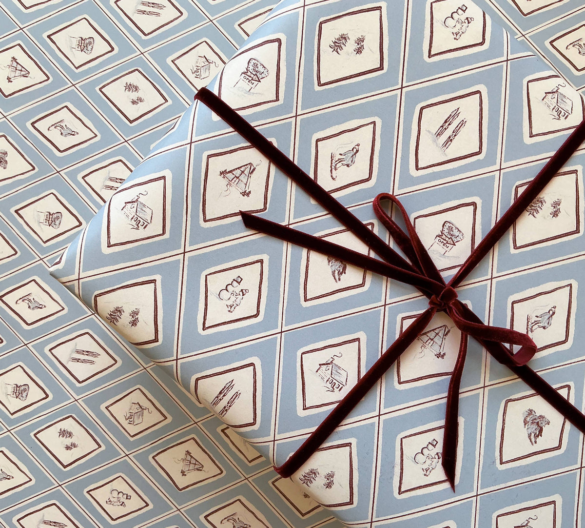 Apres Argyle Gift Wrap: Roll of 3 Sheets