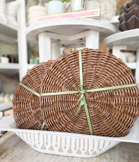 Outdoor Haven Basket Placemats