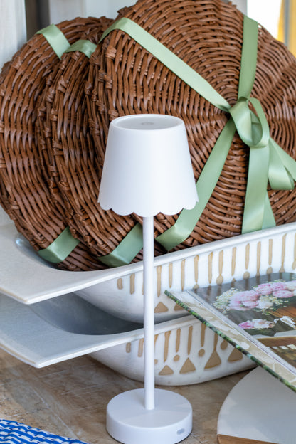 Rechargeable White Scallop Table Lamp