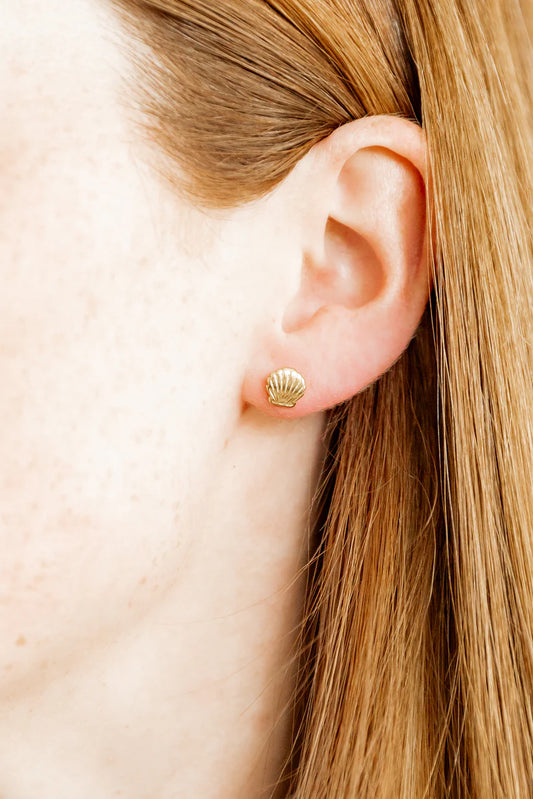 Shelly Screwback Stud Earrings