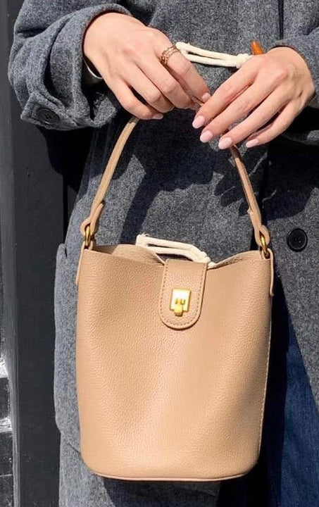 tan purse
